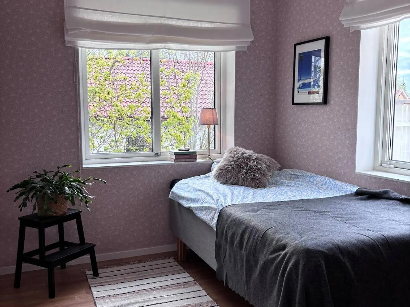 Rymlig Villa Naera Stad Och Natur Stockholm